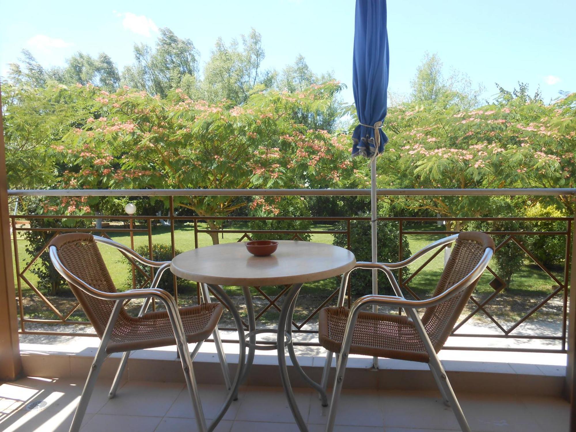 Zisis Garden Studios Ioannina Phòng bức ảnh