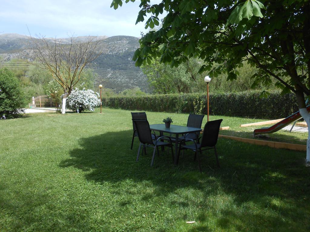 Zisis Garden Studios Ioannina Ngoại thất bức ảnh